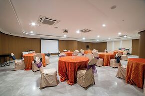 Deccan Serai Grande Gachibowli