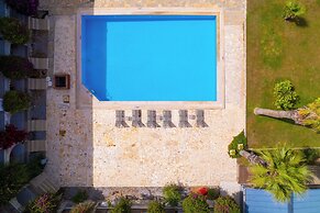 Burc Hotel