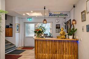 SILONCE Hotels & Restaurant