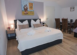 SILONCE Hotels & Restaurant