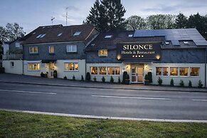 SILONCE Hotels & Restaurant