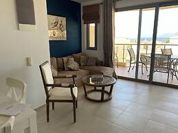 Elegant, Modern With Shared Swimming Pools