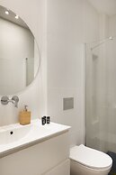 Cozy Apartment with Private Balcony