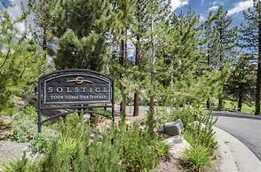 Solstice 11 Amazing Location on Golf Course, Heated Garage, Private Wa