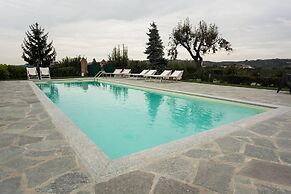 Langhe Apartment in Bottega di Rosanna