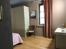 Langhe Apartment in Bottega di Rosanna