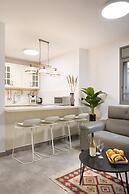 Modern and Stylish 2BR Apartment