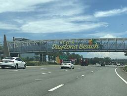 Beautiful Beachfront Resort Condo