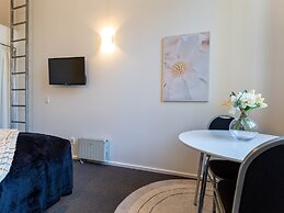 Bright CBD Studio -Near SkyTower-WiFi
