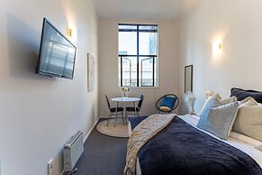 Bright CBD Studio -Near SkyTower-WiFi