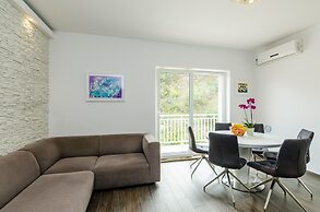 Apartment Lise Mokosica