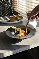 Amartahills Hotel & Resort