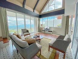 Amartahills Hotel & Resort