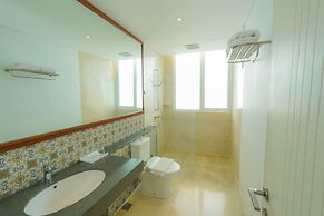 Amartahills Hotel & Resort