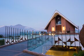 Amartahills Hotel & Resort