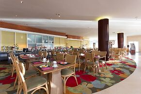 Amartahills Hotel & Resort