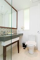 Amartahills Hotel & Resort