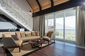 Amartahills Hotel & Resort