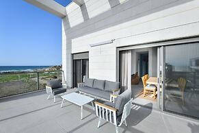 High Class 6BR Achziv apartment