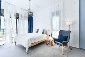 High Class 6BR Achziv apartment