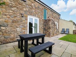 No 2 The Stables