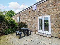No 2 The Stables
