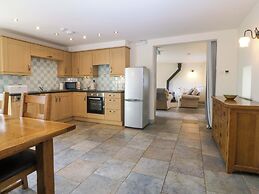 No 2 The Stables