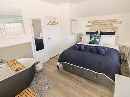 2 Salt Cottage