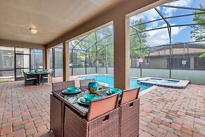 Warm and Inviting Family Villa! Themed Rooms, Movie Room and Upstairs 