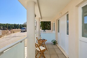 Hedera Estate, Hedera A38