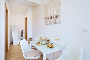 Hedera Estate, Hedera A38