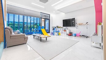 Gyeongju Cheongun28 Kids Poolvilla