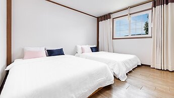 Gyeongju Cheongun28 Kids Poolvilla