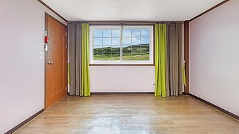 Gyeongju Cheongun28 Kids Poolvilla