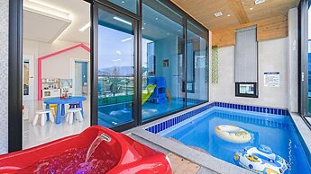 Gyeongju Cheongun28 Kids Poolvilla