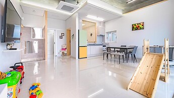 Gyeongju Cheongun28 Kids Poolvilla