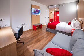Ramada Encore by Wyndham Guadalajara Aeropuerto