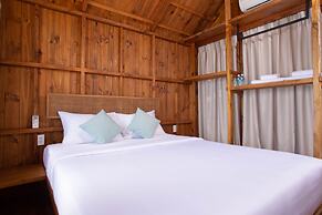 Hola Beach-Beach Club & Eco Glamping Resort