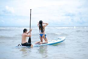 Hola Beach-Beach Club & Eco Glamping Resort