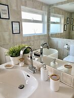 Seaview Cottage on the Island