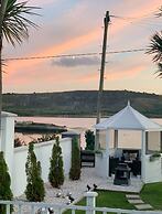 Seaview Cottage on the Island