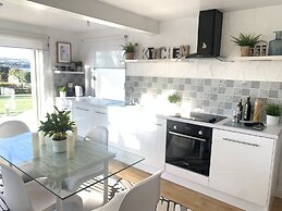 Seaview Cottage on the Island