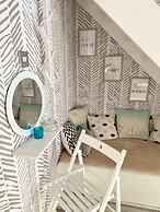 Seaview Cottage on the Island