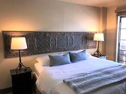 Copperbottom Inn by KBM