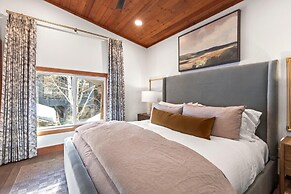 Boulder Creek 3 Bedrooms BCC-1101 by KBM