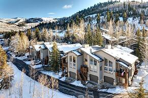 Boulder Creek 3 Bedrooms BCC-1101 by KBM