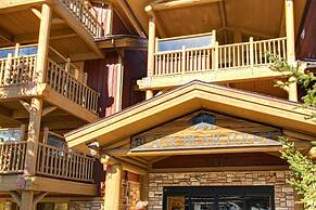 Black Bear Lodge 2 Bedrooms BBL-251 by KBM