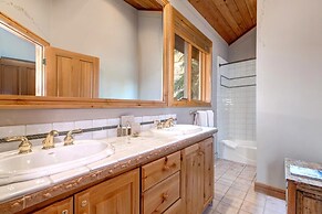 In The Trees 4 Bedrooms ITT-22 by KBM