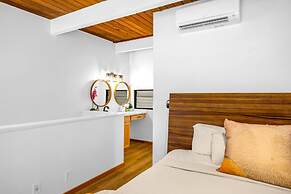 Napili Point Resort by KBM