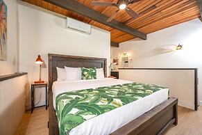 Napili Point Resort by KBM
